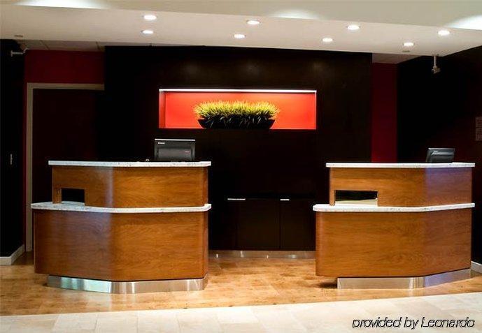Courtyard By Marriott Stockton Hotel Екстериор снимка