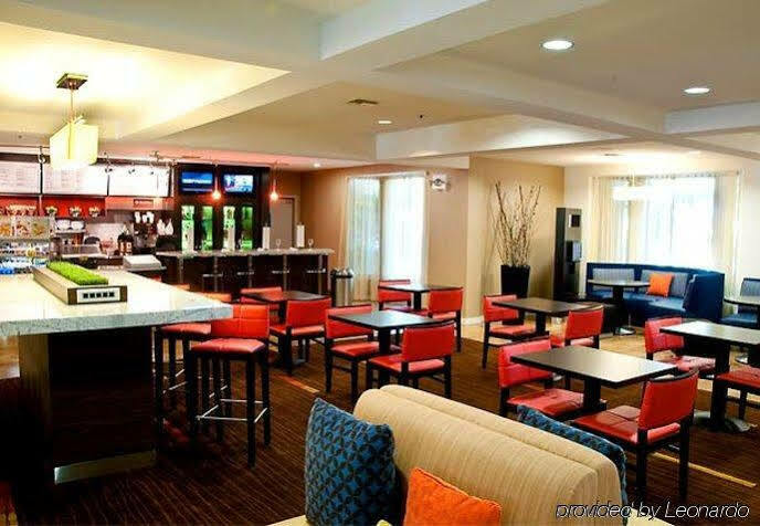 Courtyard By Marriott Stockton Hotel Екстериор снимка